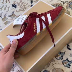 Adidas Men’s Munchen Originals, Men’s Size 8